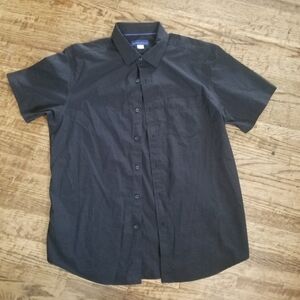 Simply Styled Button Down